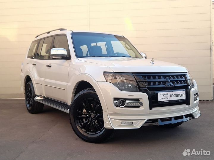 Mitsubishi Pajero 3.8 AT, 2019, 36 км