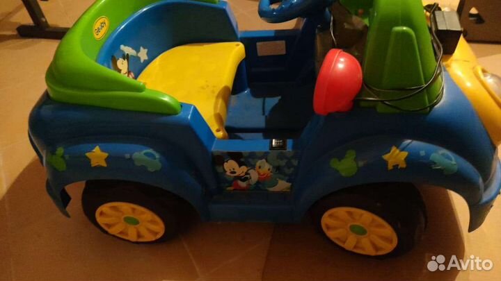 Машинка на аккумуляторе