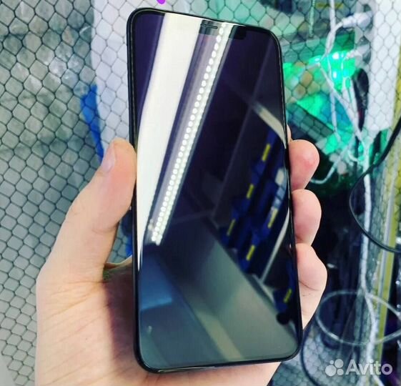 Дисплей на iPhone 11