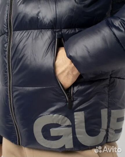 Зимняя куртка guess