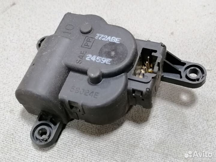 Cервопривод заслонки печки Chrysler Concorde 1999