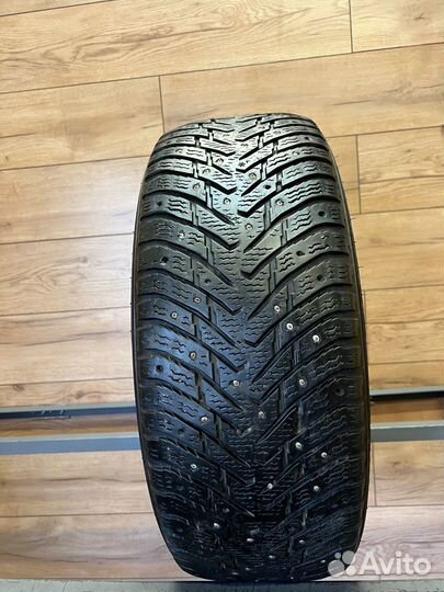 Nokian Tyres Hakkapeliitta 8 225/55 R17