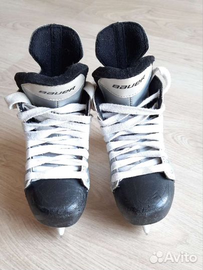 Хоккейные коньки bauer