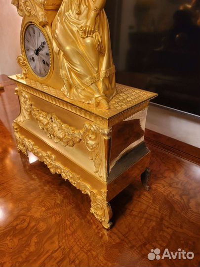 Каминные часы бронза