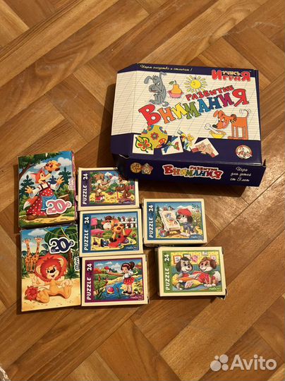 Пазлы разные наборами, много