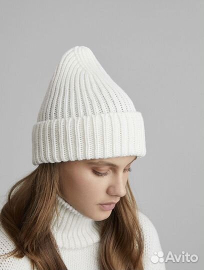 Шапка- бини крупной вязки aim clo