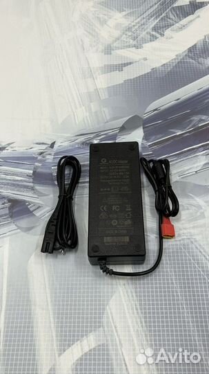 Зарядное устройство для электровелосипеда 36V/48V