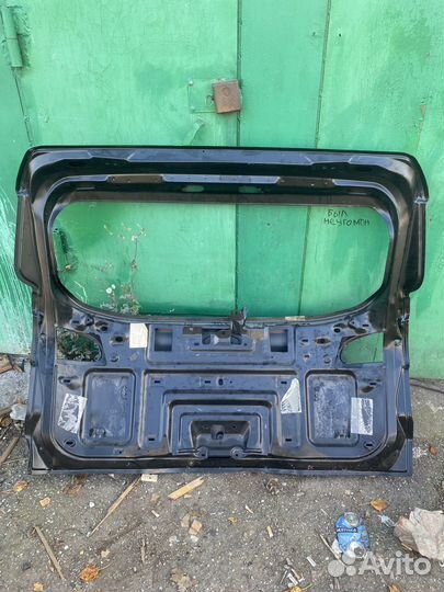 Крышка (дверь) багажника Ford S-MAX 1