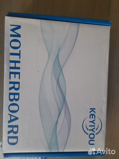 Материнская плата с процессором и памятью