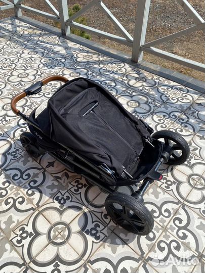 Прогулочная коляска Nuna Tavo