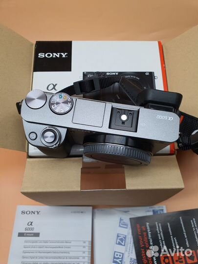 Компактный фотоаппарат