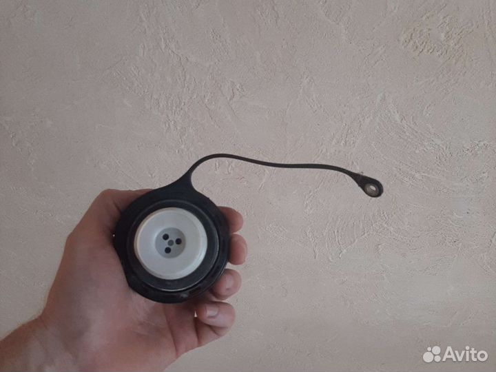 Крышка бензобака LADA Приора