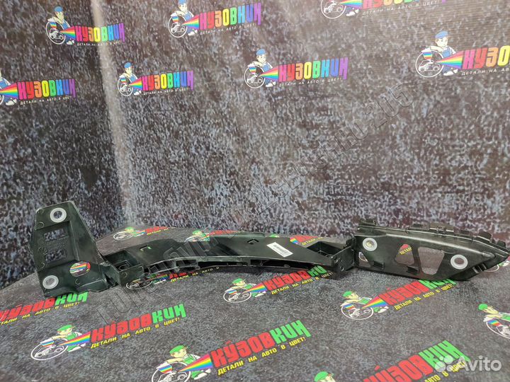 Кронштейн бампера фары Polo 2010-20 оригинал