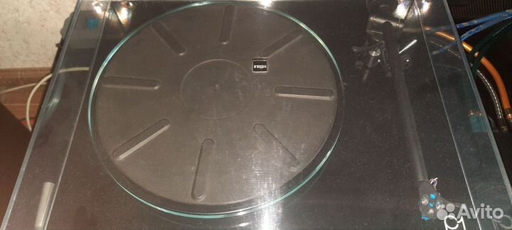 Проигрыватель винила Rega