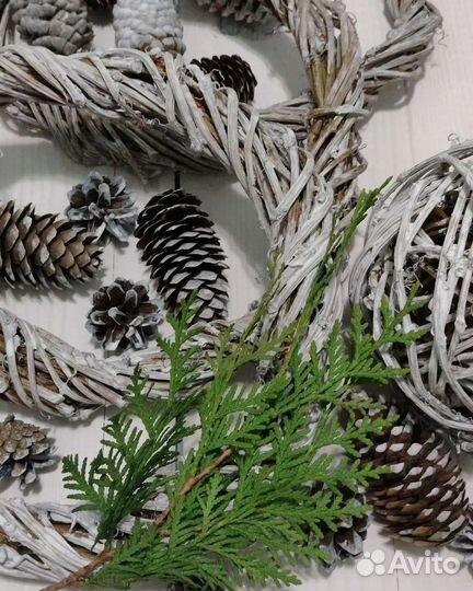 Шары из лозы, венки, основа для венка