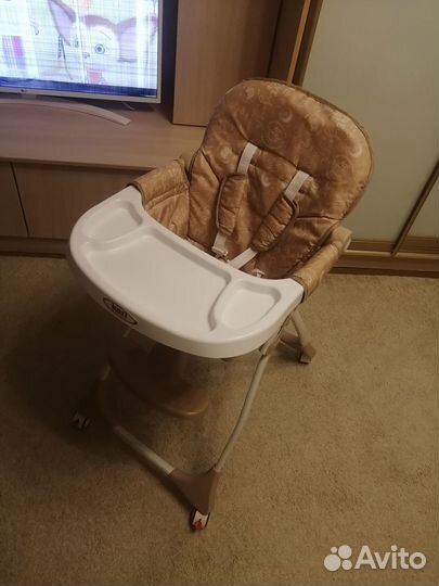 Столик для кормления ребенка