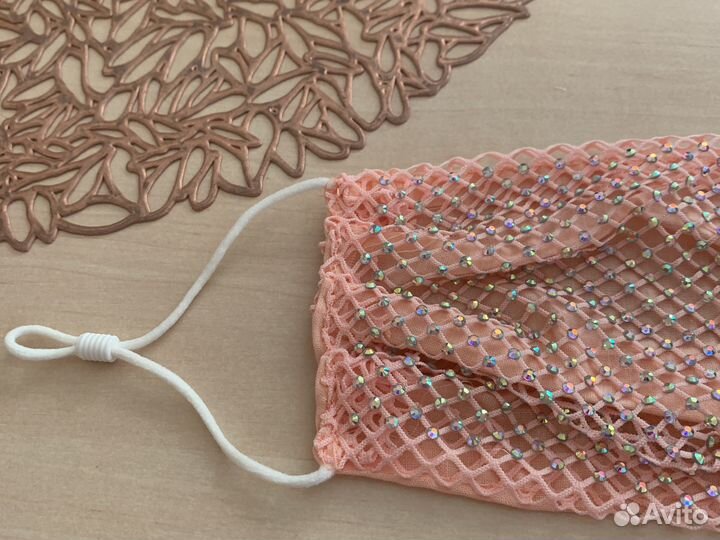Маска многоразовая со стразами розовая