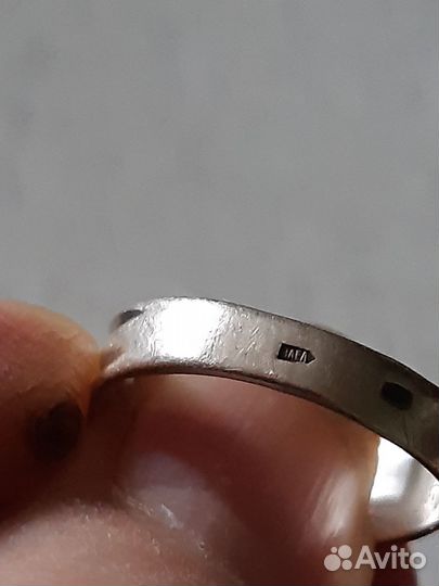 Серебряное кольцо