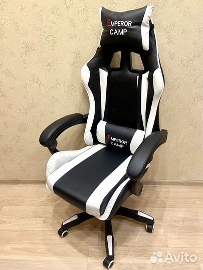 Компьютерное игровое кресло Новое