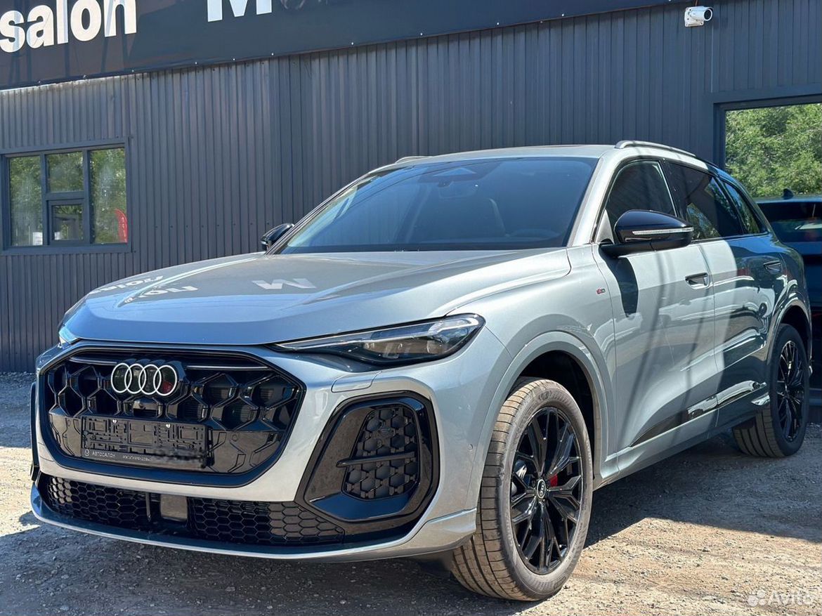 Audi Q5L 2.0 AMT, 2026, 12 км