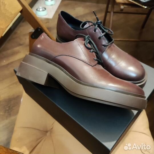 Ботинки женские