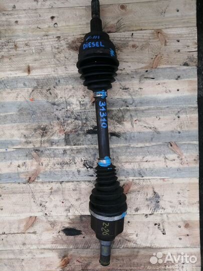 Полуось передняя левая Ford Focus (III) III (2010–