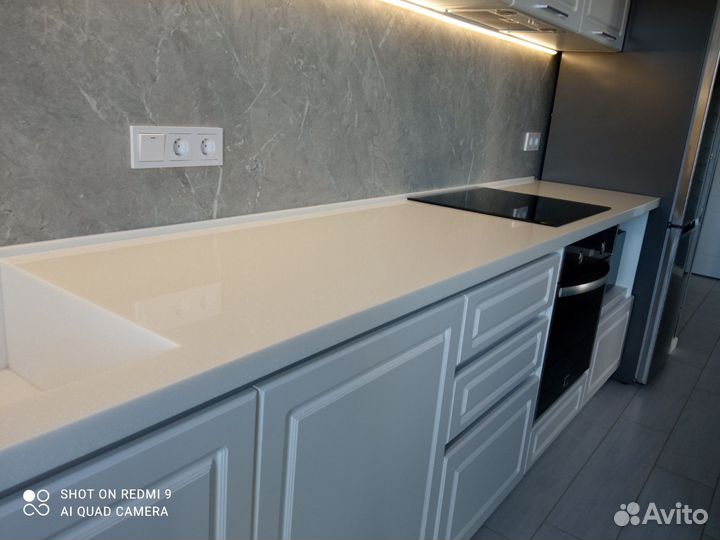 Кухонная столешница из акрилового камня