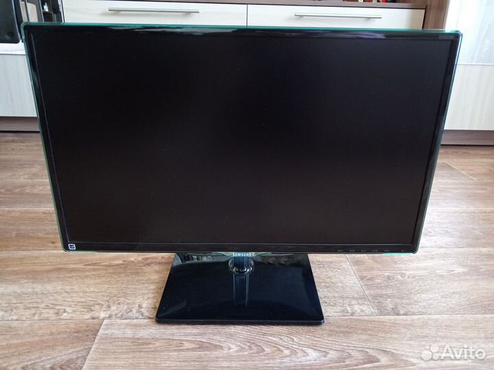 Монитор Samsung 23.6