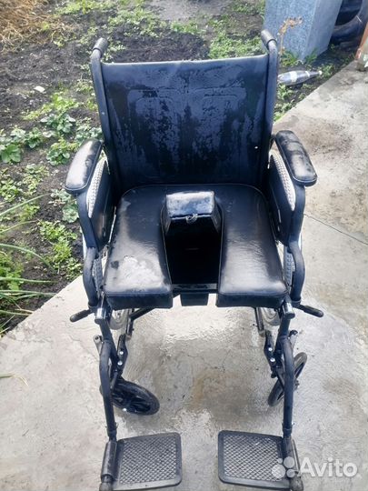 Коляска инвалидная