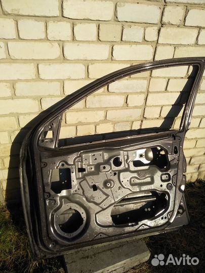 Дверь передняя правая Ravon R3 / Chevrolet Aveo