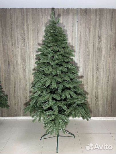 Елка искусственная