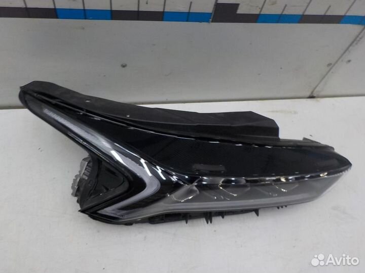 Фара правая Kia K5