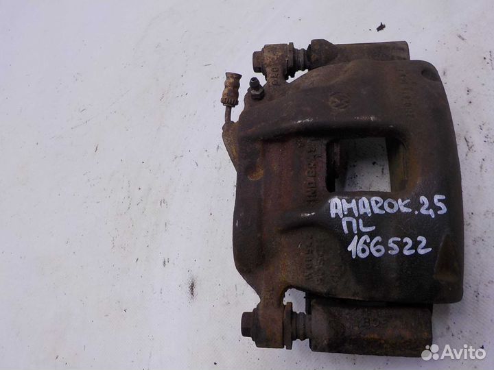 Суппорт передний левый volkswagen amarok