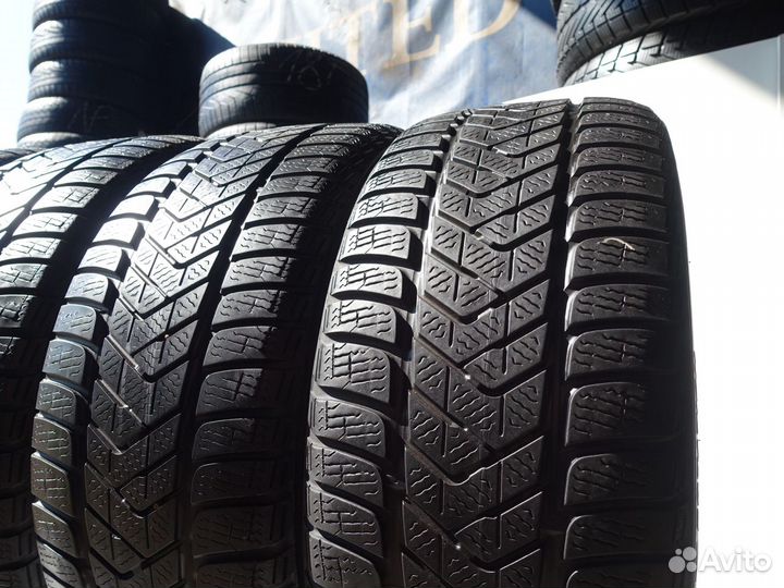 Pirelli Winter Sottozero 3 285/30 R21
