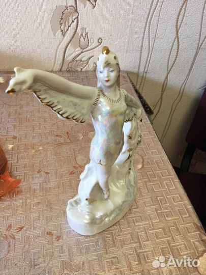 Статуэтка Балерина в образе птицы,Вербилки