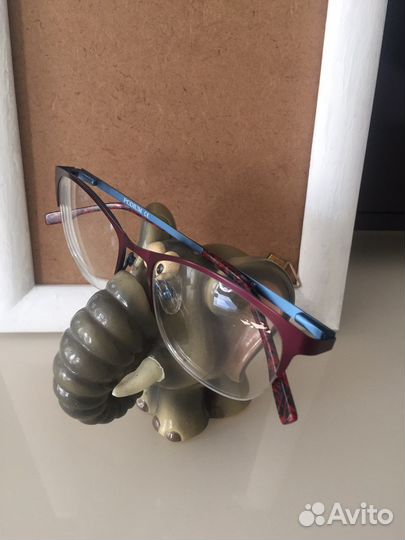 Банка для сыпучих, ваза, подставка для очков