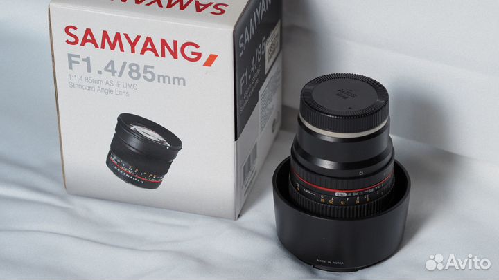 Объектив samyang F1.4/85mm