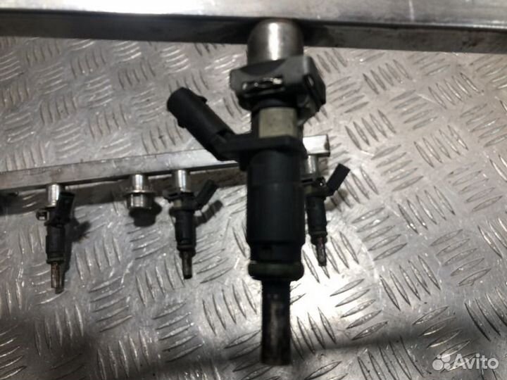Форсунка двигателя S500 221