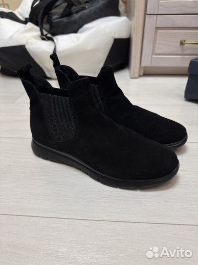 Ботинки женские