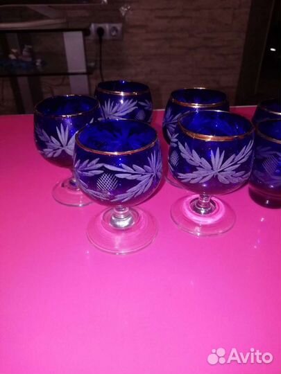 Набор хрустальных рюмок