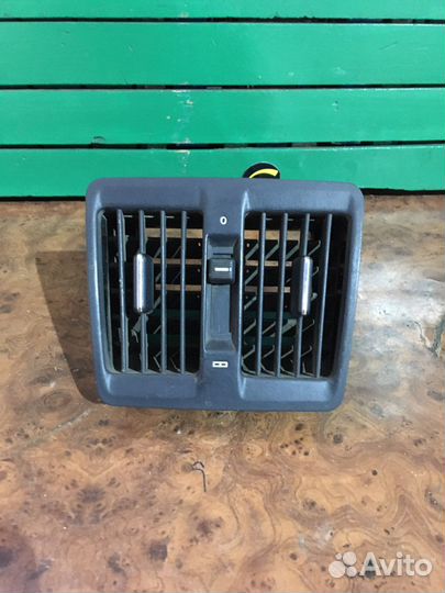 Дефлекторы воздушный задний Mercedes W140