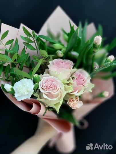 Живые цветы букеты