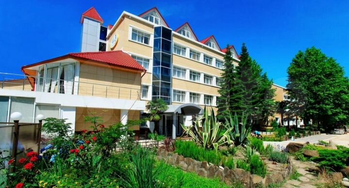 Гостиница, 5000 м²