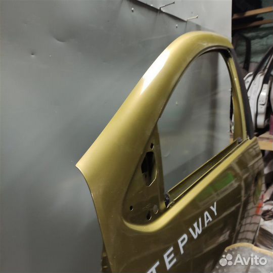 Дверь передняя левая Renault Sandero 2 K7M812 2015