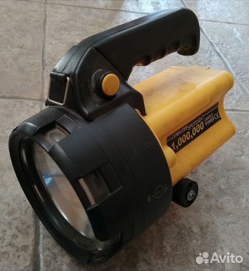 Фонарь ручной аккумуляторный