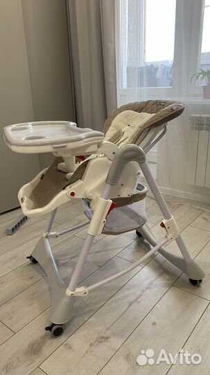 Детский стульчик для кормления