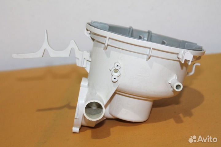 Чаша (поддон) насоса Whirlpool C00331698 бу. 5354