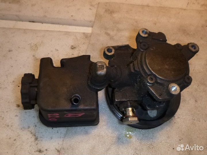 Насос гидроусилителя mercedes benz S W220 1998-200