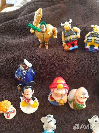 Игрушки из киндера пакетом