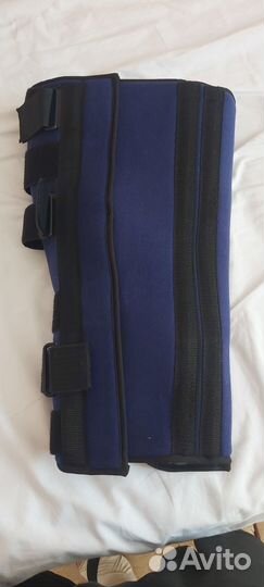 Бандаж для коленного сустава с рёбрами жесткости